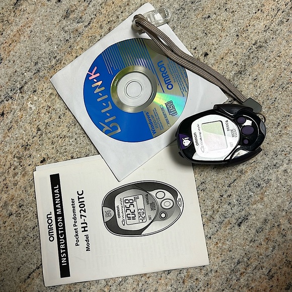 Pedometer - Omron Pocket - Picture 2 of 5